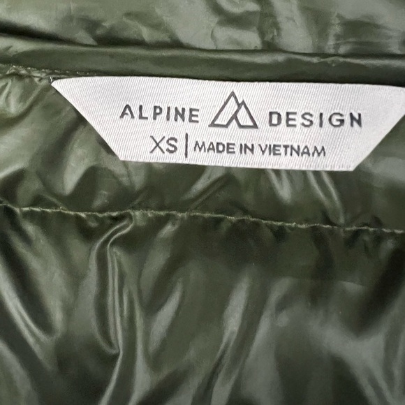 NWT - Alpine Design Women's Midweight Down Jacket - Size XS - Picture 9 of 12